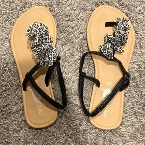 Summer sandals with flowers
